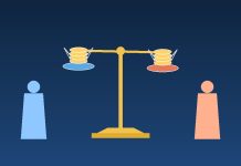 Ziua Internațională a Salarizării Echitabile: diferența de salariu între femei și bărbați rămâne peste 20% în România Ilustrație generică cu o balanță și doi angajați reprezentând egalitatea salarială între femei și bărbați